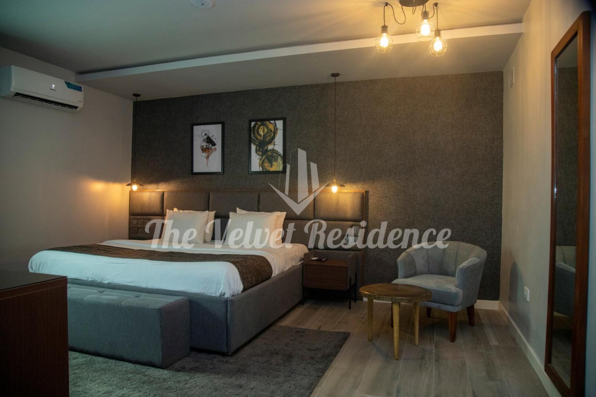 The Velvet Residence 阿布贾 外观 照片