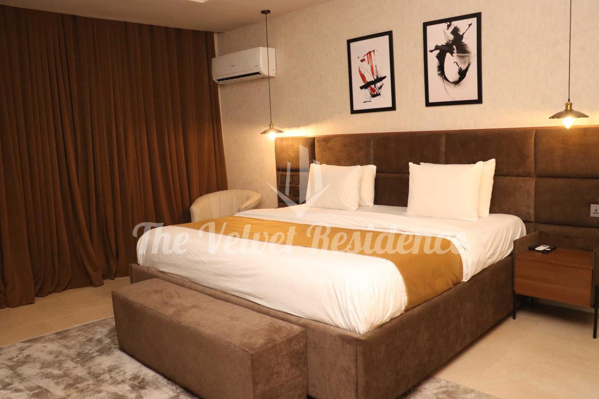 The Velvet Residence 阿布贾 外观 照片